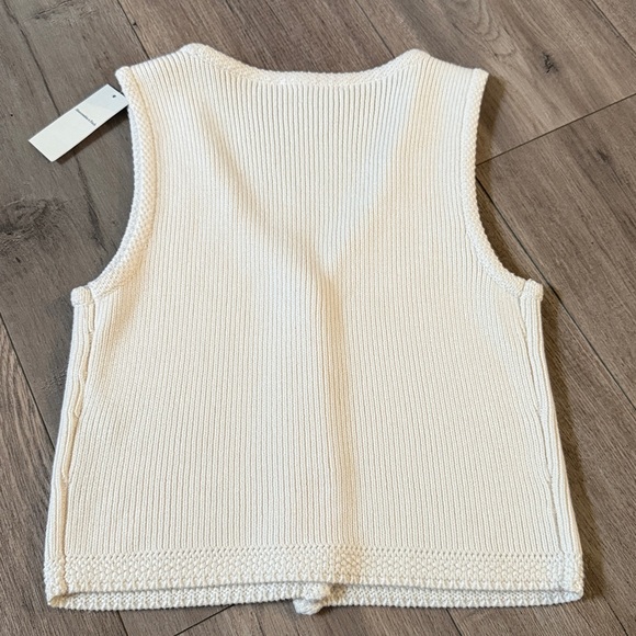NWT Abercrombie Sweater Vest - Picture 5 of 6